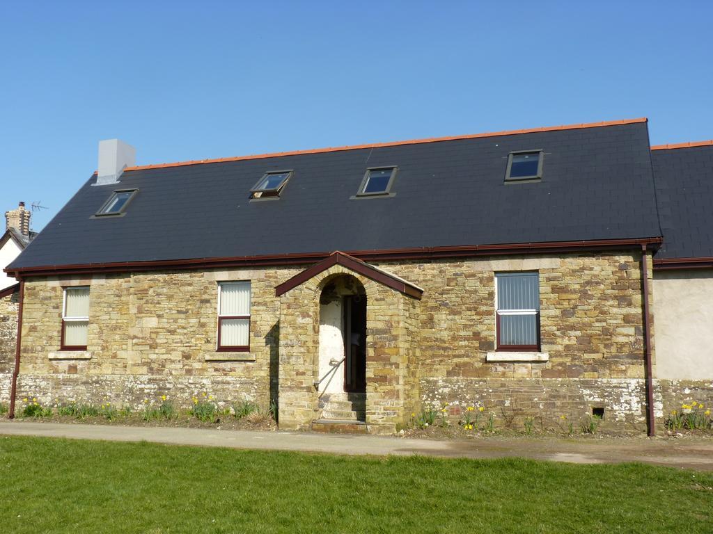 Bed and Breakfast Old Police House Haverfordwest Exterior foto